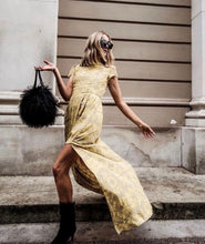 Load image into Gallery viewer, 'Cloud S' in Black